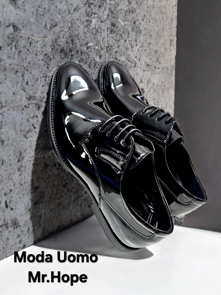 Scarpa cerimonia pelle lucida con laccio stringate Nero